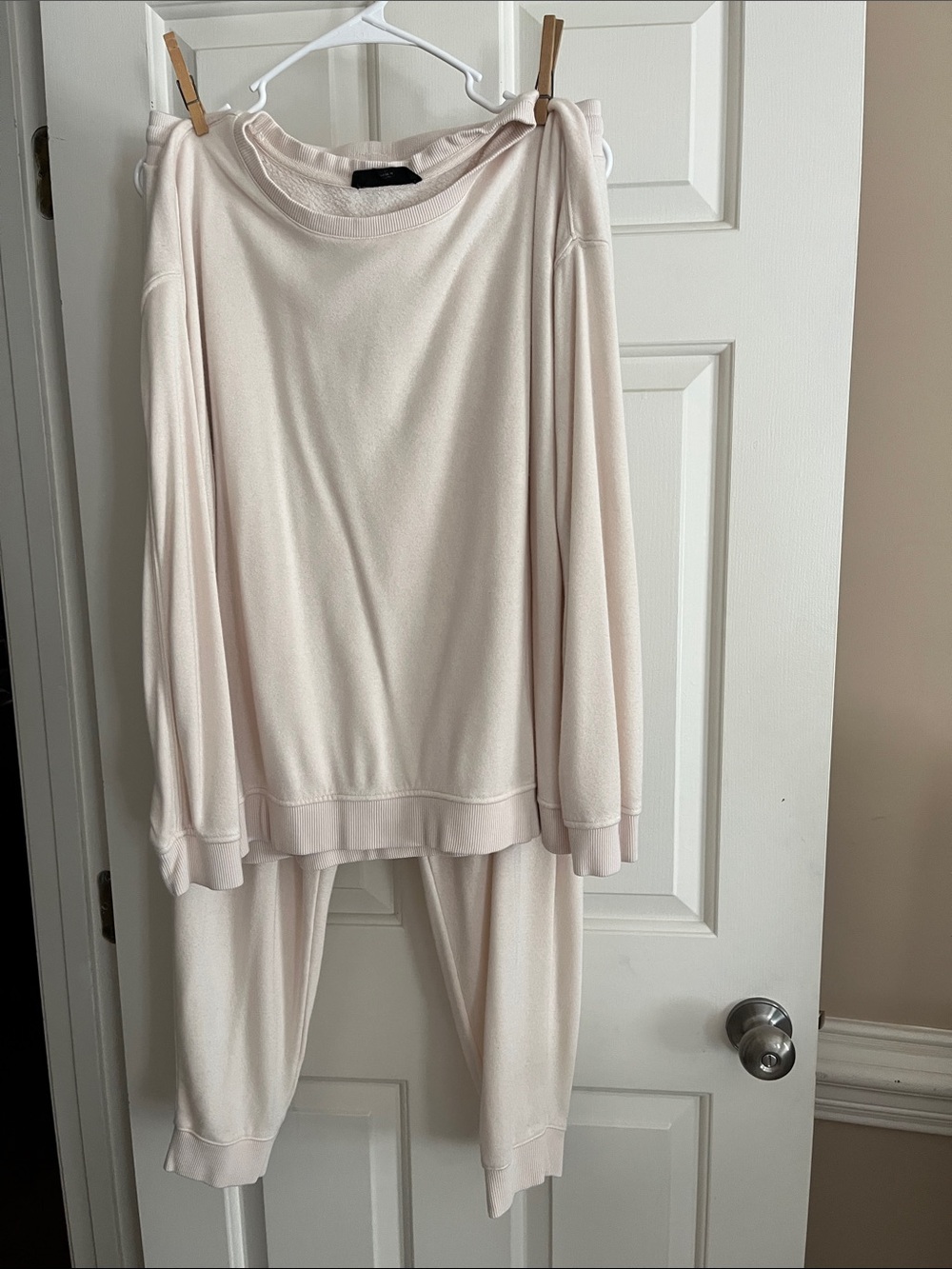 Jane and Delancey Cream Drawstring Joggers & top that matches